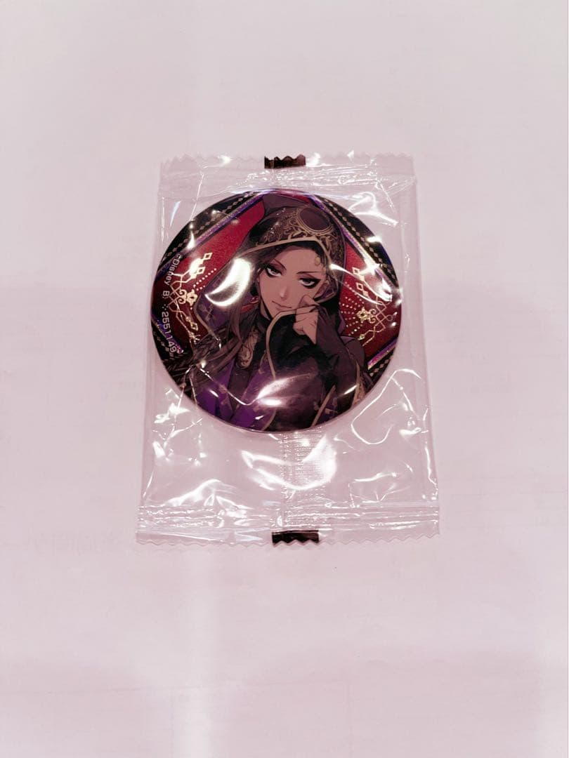 ツイステ ジャミル缶バッチ - メルカリ