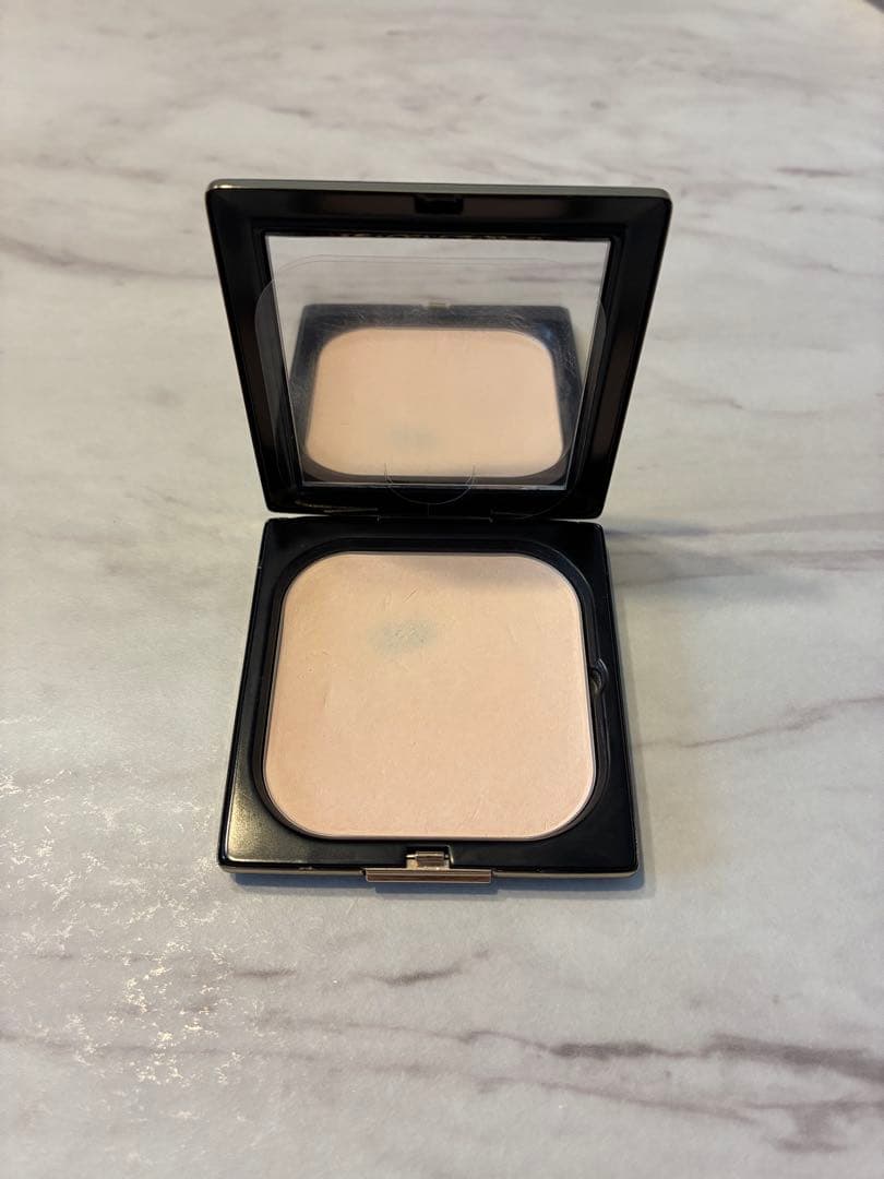 プードルコンパクトエサンシエルｎ　エレガントスリム