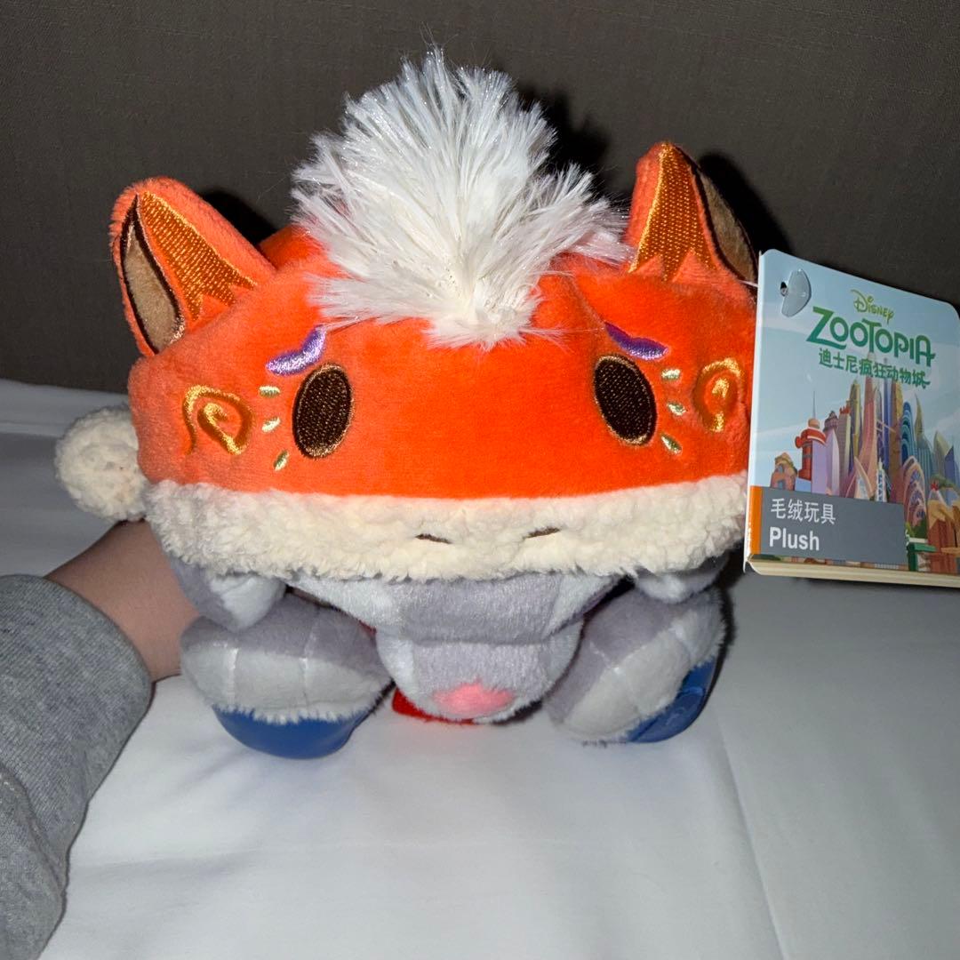 上海ディズニー 限定 春節 ズートピア ニック＆ジュディぬいぐるみ