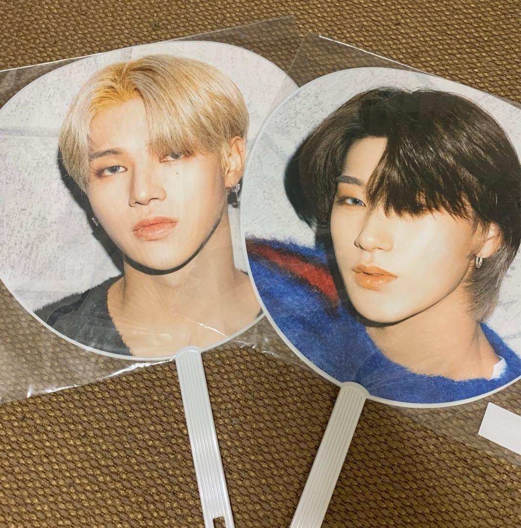 ATEEZ うちわ ウサン - メルカリ