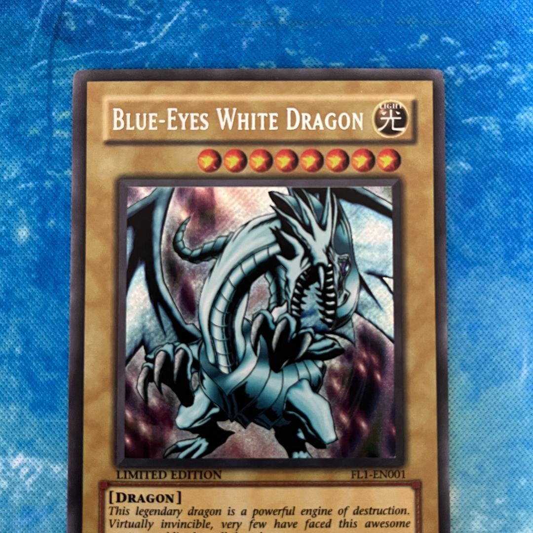 シークレット 英語 青眼の白龍 FL1-EN001 - メルカリ