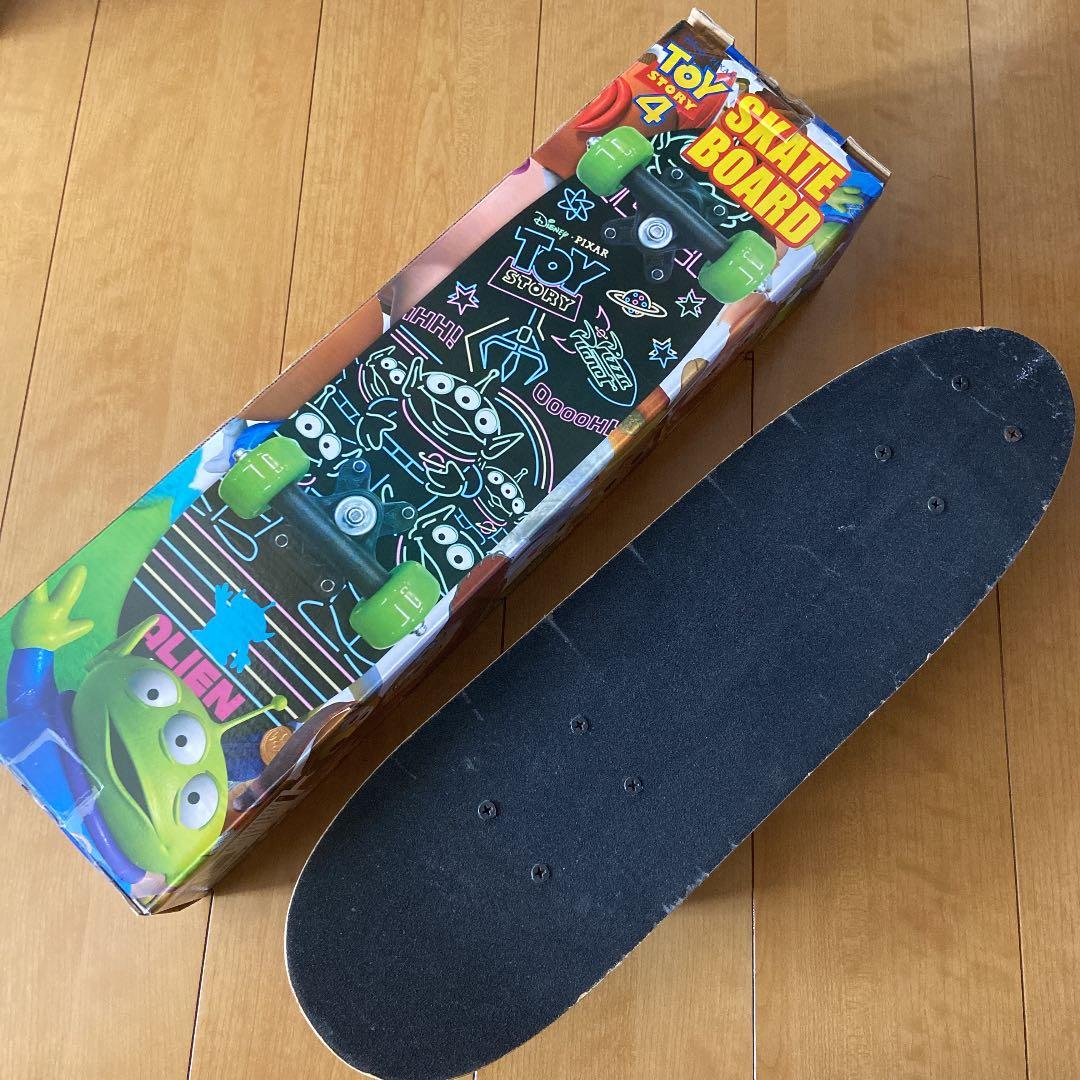 トイ・ストーリー4 スケートボード - メルカリ