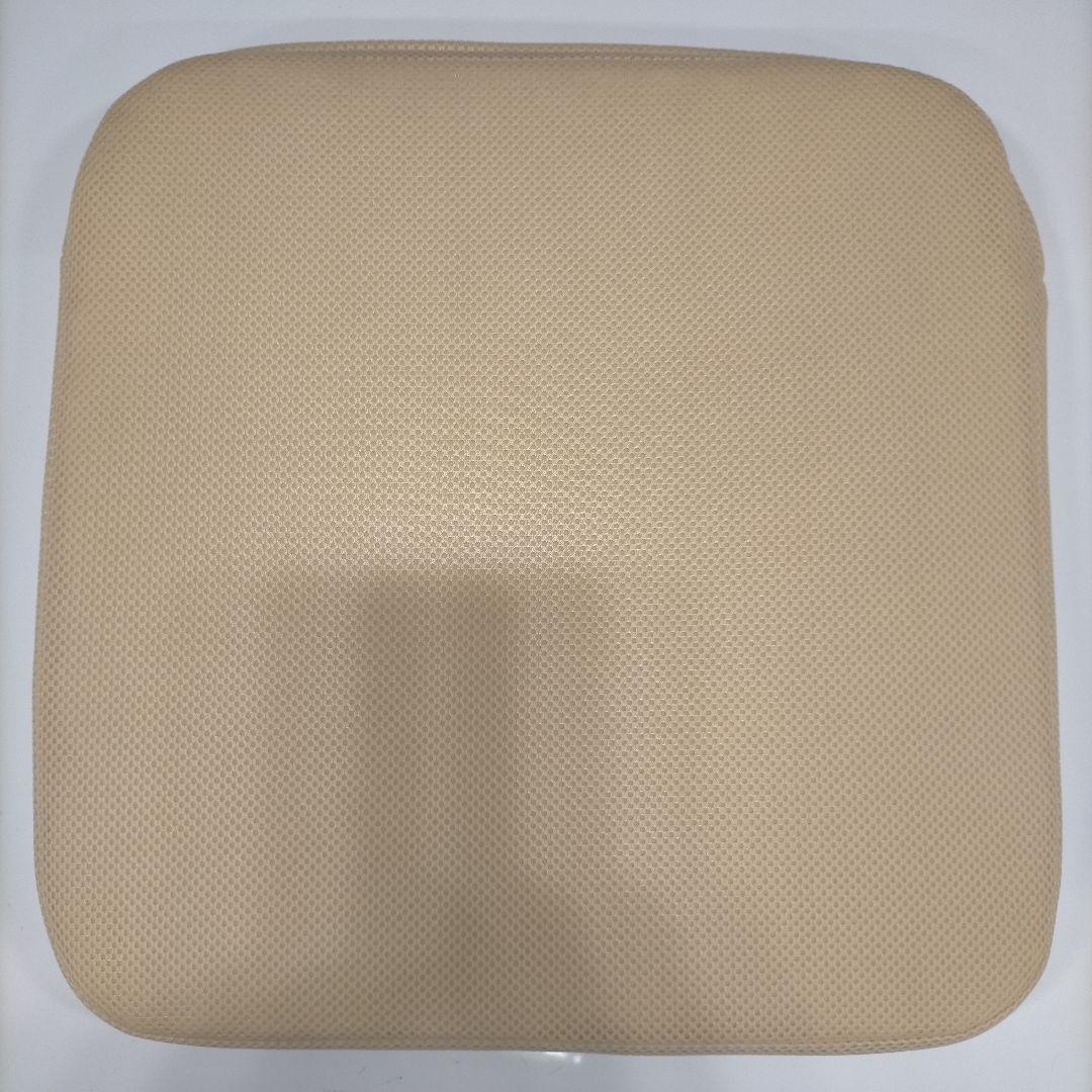 ★ばんちゃん★美品★エアウィーヴ クッション 高反発 ★2枚★