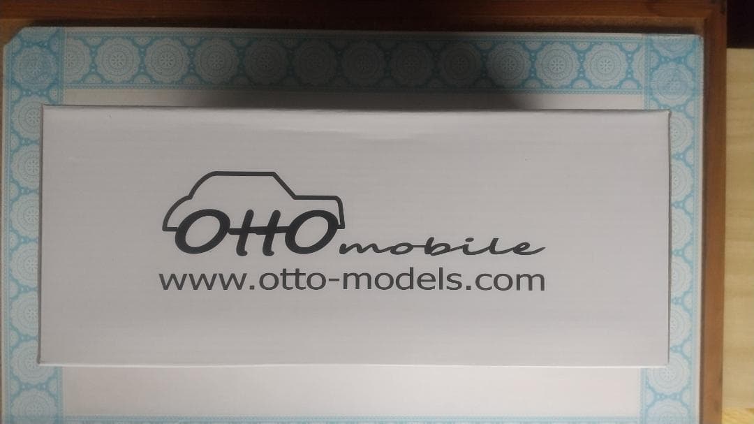 OTTO 1/18 メルセデスベンツE500 LIMITED ミニカー シルバー