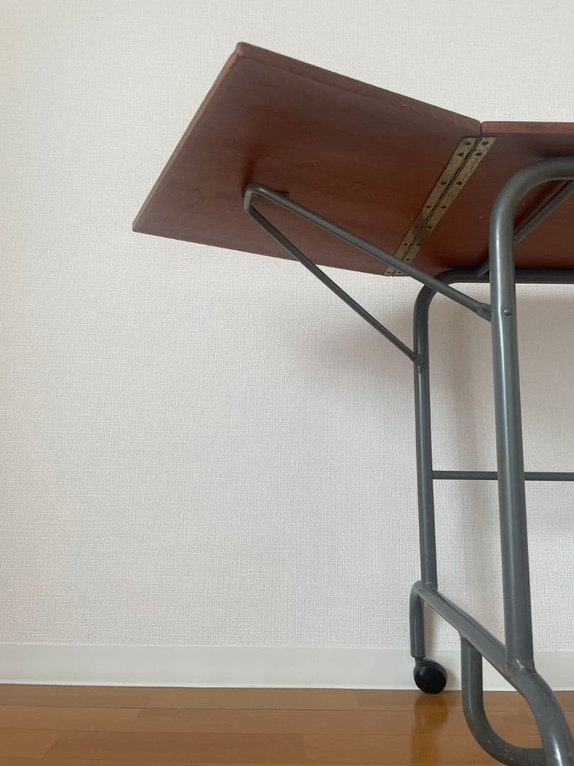 karf購入 デンマーク製 ビンテージ ドロップリーフ サイズテーブル ワゴン