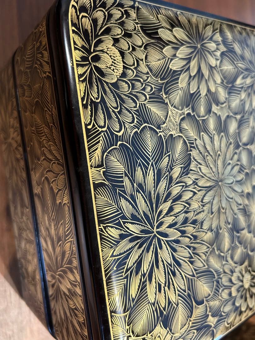 輪島塗　6.5寸\"2段重箱　菊彫り詰め沈金　長期保管品　2個セット