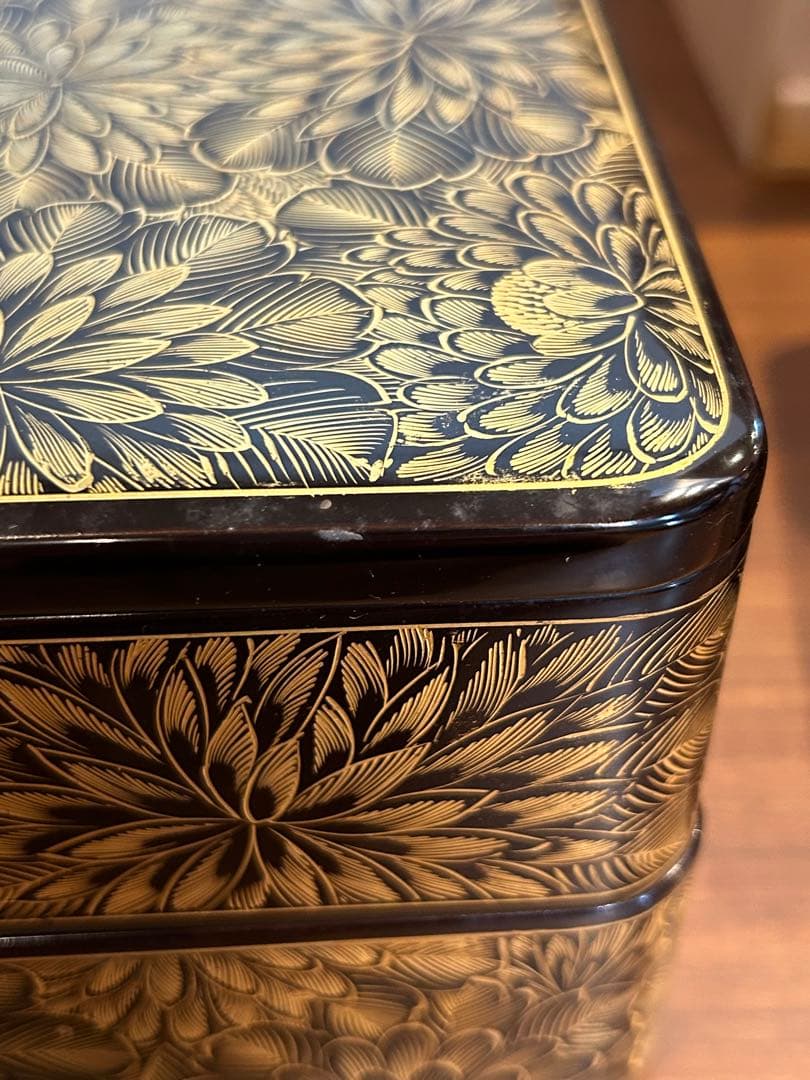 輪島塗　6.5寸\"2段重箱　菊彫り詰め沈金　長期保管品　2個セット