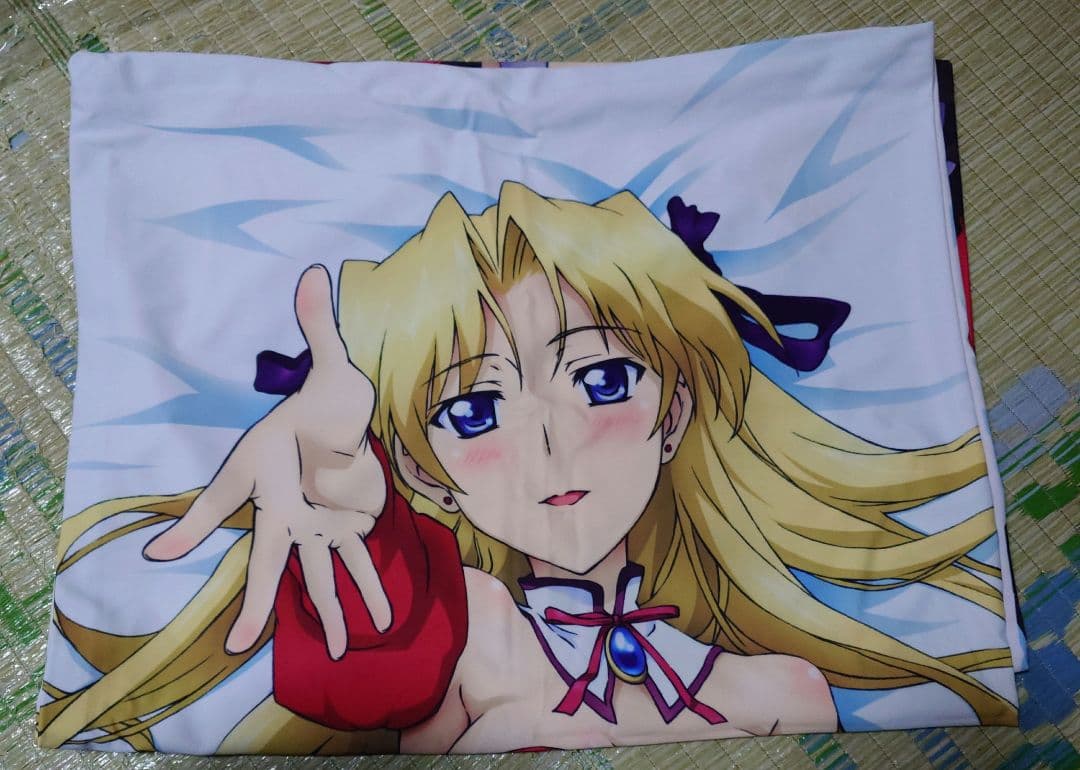 カンピオーネ エリカ・ブランデッリ ジャンボクッションカバー 抱き枕カバー