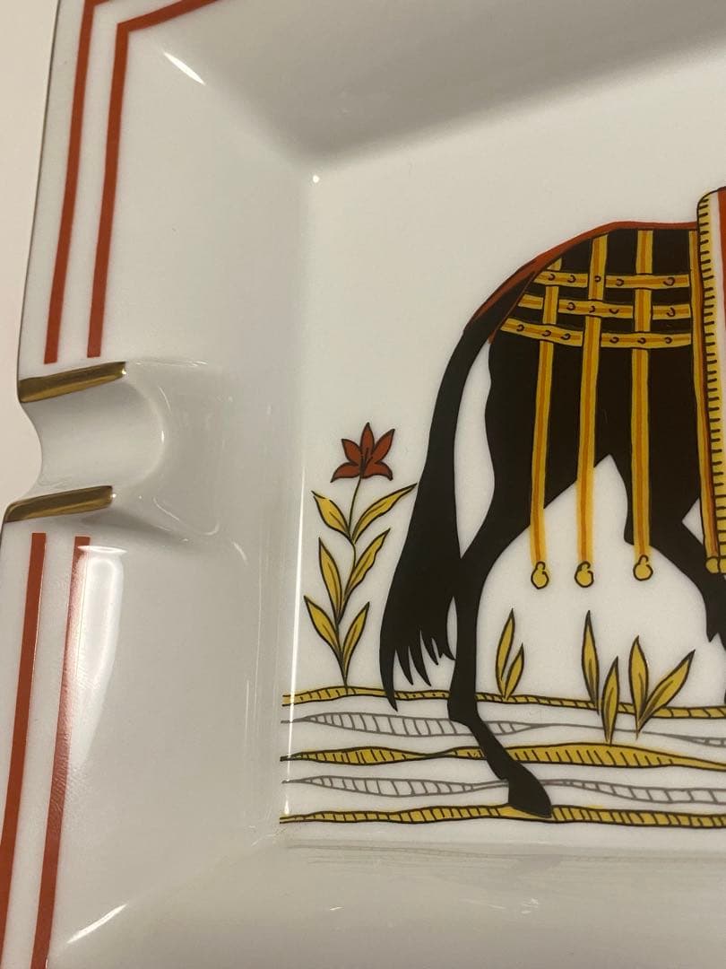 HERMES 陶器製馬柄アッシュトレイ