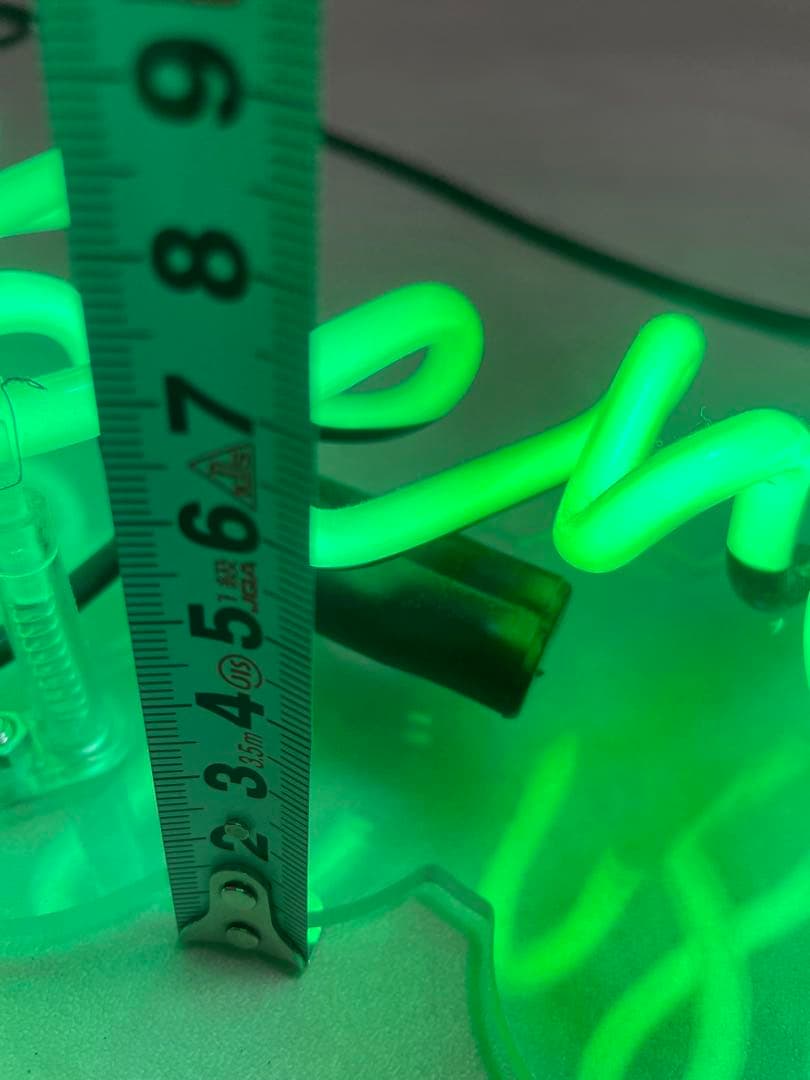 緑色ネオンライト Monstera 約50cm