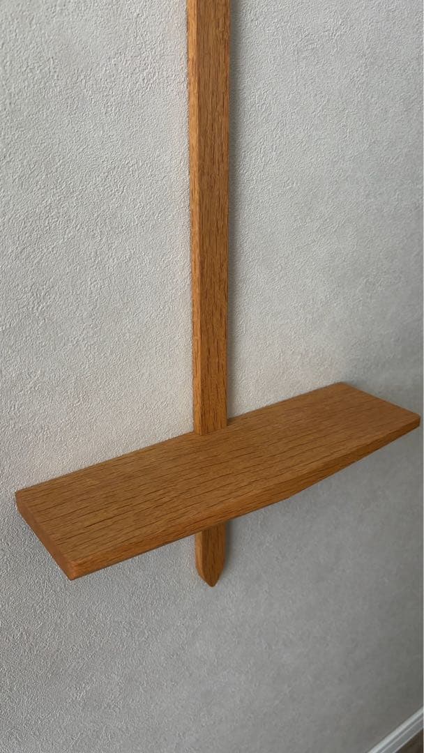 高塚和則　壁掛け棚　ミズナラ②