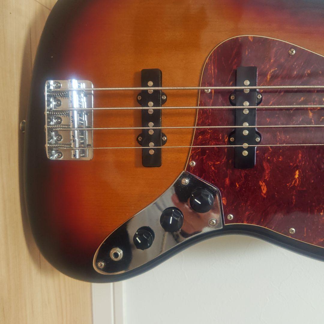 エレキベース サンバースト 4弦