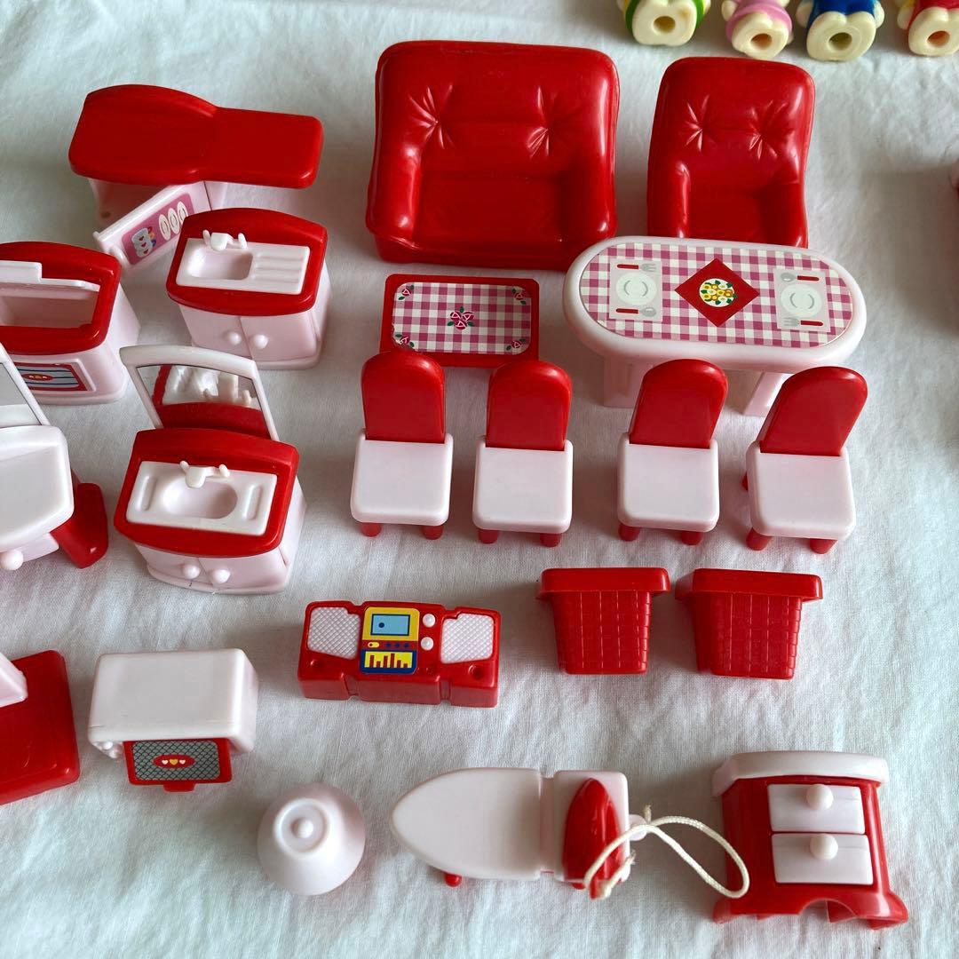 確認用写真 HELLO KITTY ドールハウス 赤い屋根 ハローキティのお家
