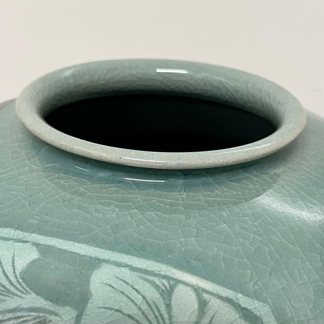 韓国青磁☆壺☆韓基雄 作☆ 芸珍陶窯☆箱入り☆現状有姿渡し 大陶磁
