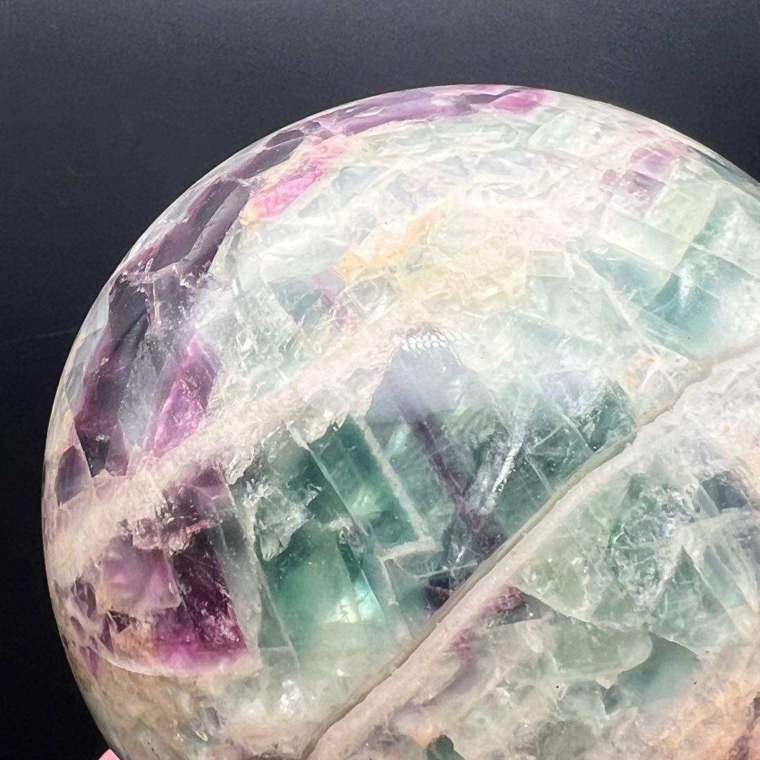 ✨魅惑の色彩✨神秘的な美麗スフィア✨マルチカラーフローライト 丸玉 天然石 原石
