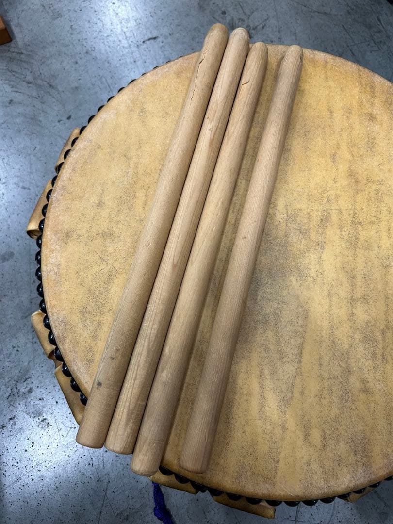 EF）平太鼓 和太鼓 平胴 本革 バチ 固定台 セット