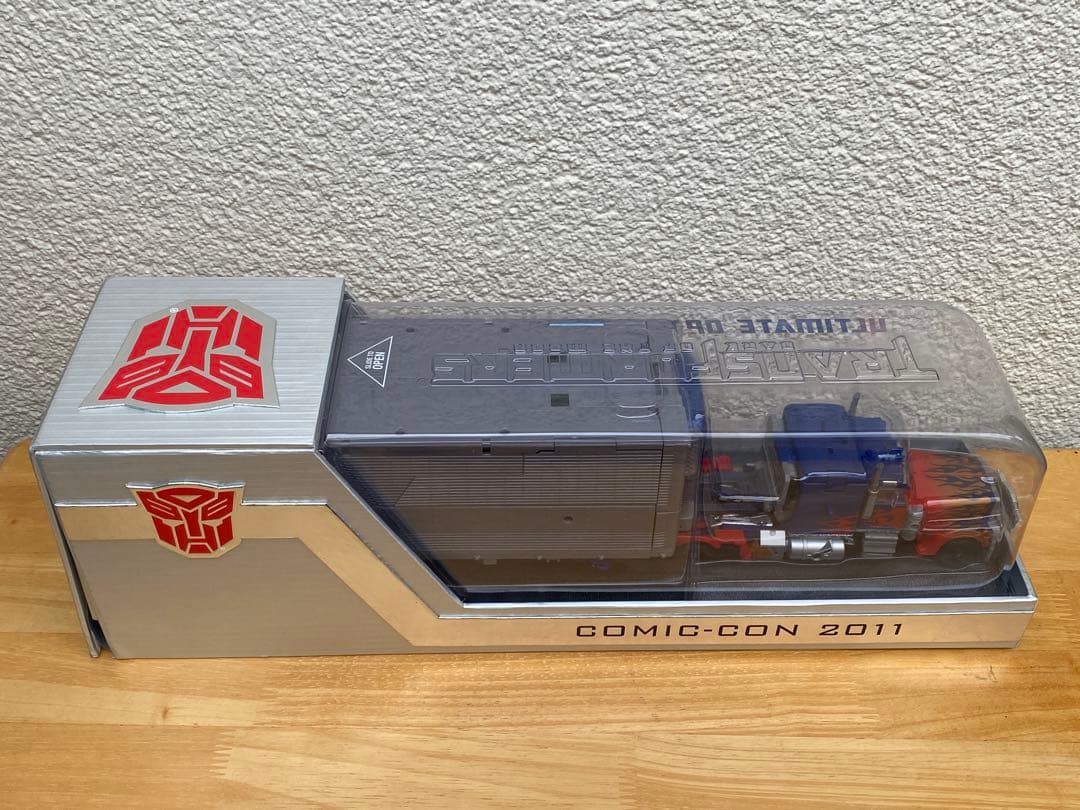 コミコン2011限定品　アルティメット・オプティマス・プライム