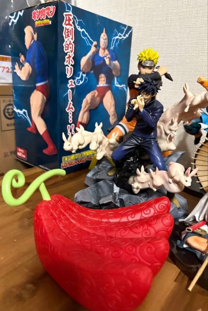 ジャンプ　ワンピース　ナルト　ヒロアカ　フィギュア　まとめ売り　8点セット