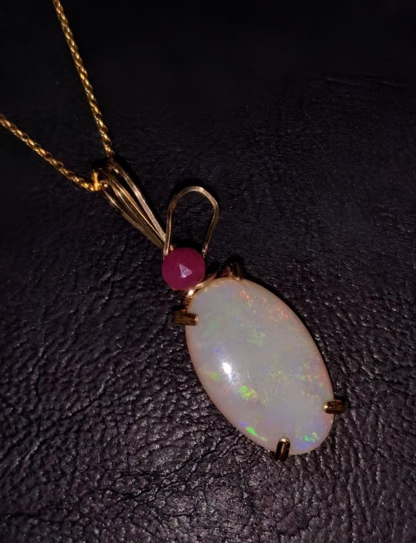 Kgf14 宝石ルース ウォーターオパール ルビー ペンダント トップ