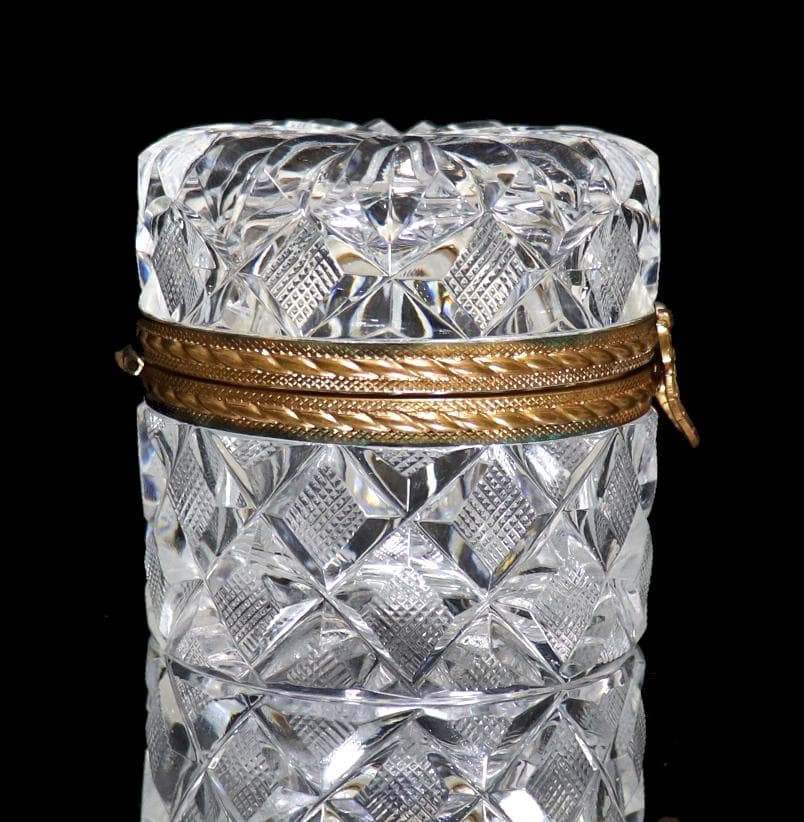 オールド・バカラ ブロンズ装飾 蓋物 ローリエ リボン 小物入れ ゴールド