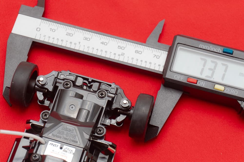 京商MINI-Z RWD MR-03 スケルトンシャーシ付