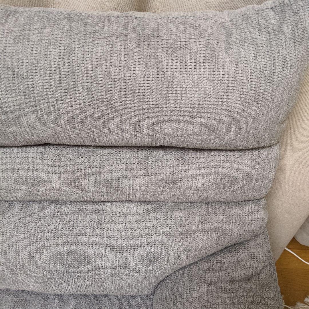 美品　東京インテリア　2人掛ソファ シアン 5942 2024ARAGON93