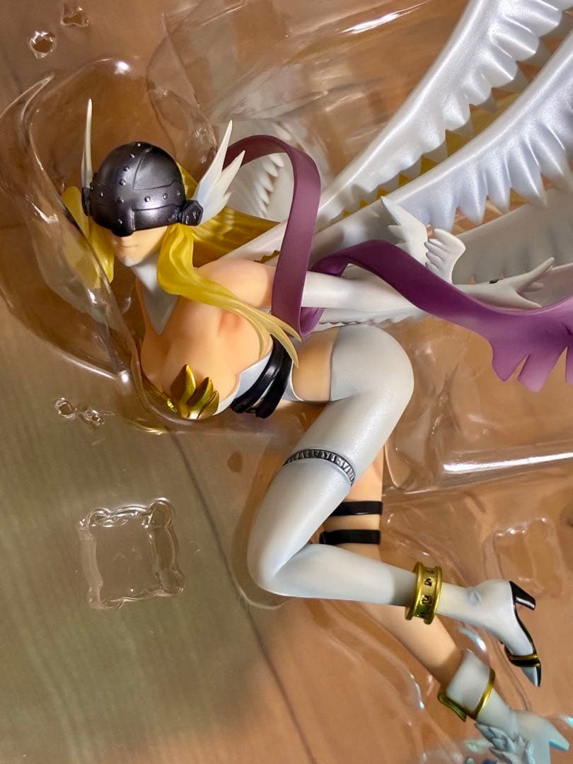 エンジェウーモン&八神ヒカリ　デジモンアドベンチャー　フィギュア　G・E・M