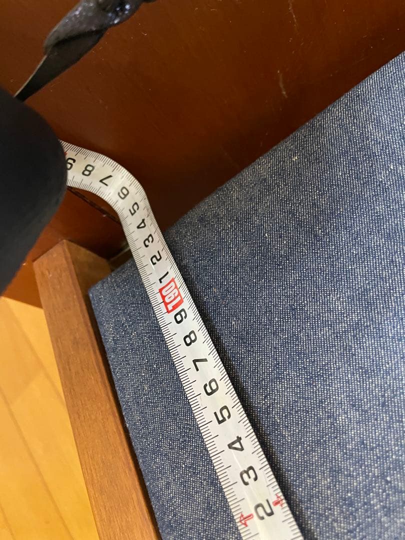 本格！木製シングルベッドフレーム 彫刻入り