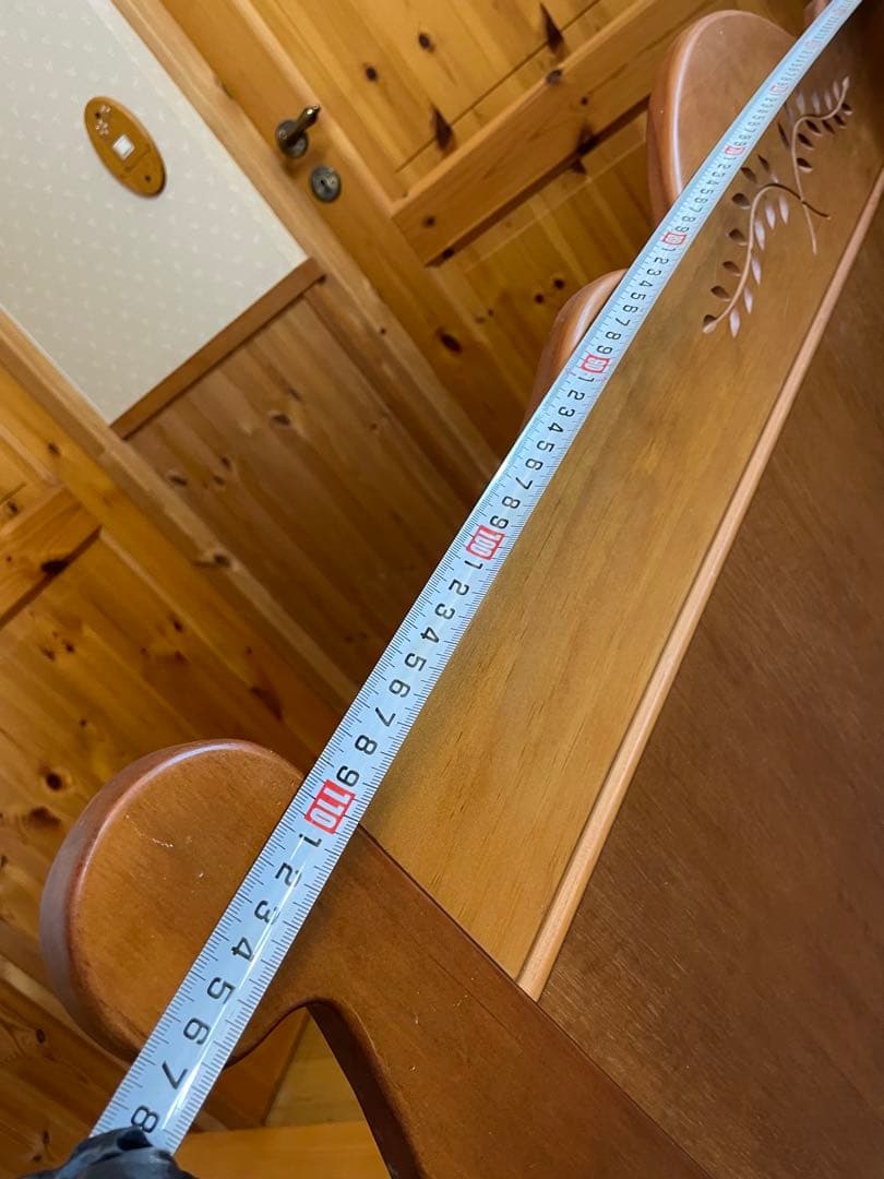 本格！木製シングルベッドフレーム 彫刻入り