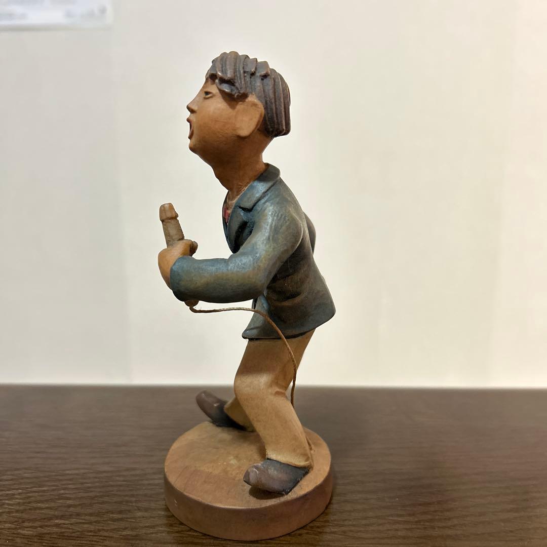 ANRI 木彫り人形