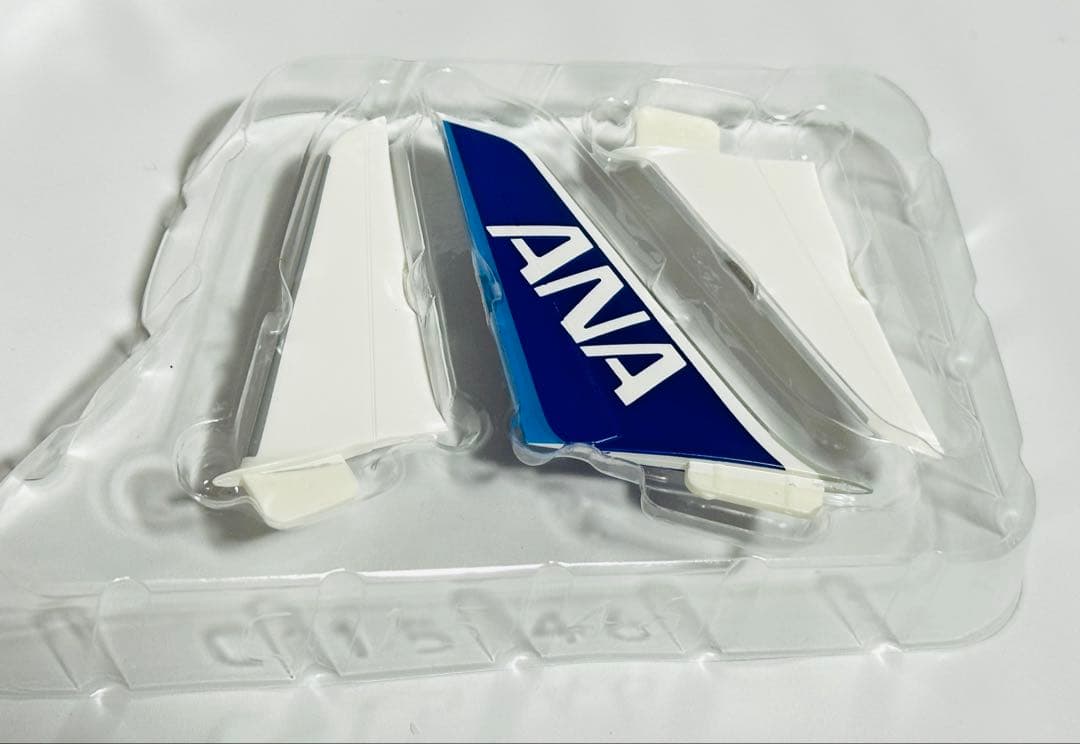 全日空商事 1/200 R2-D2 ANA JET B787-9