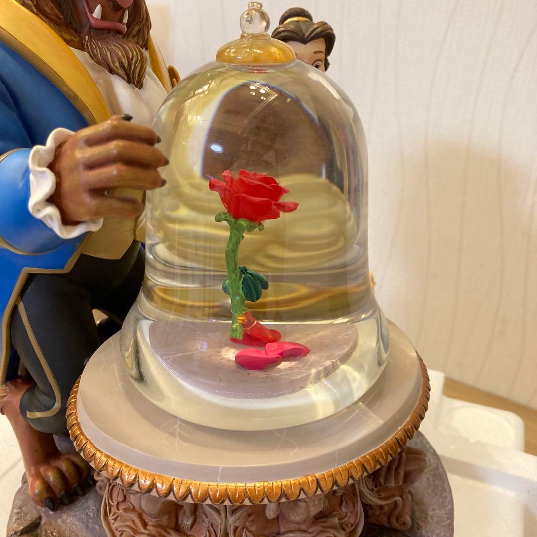 ディズニー　スノーグローブ美女と野獣