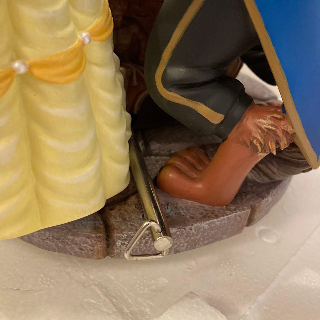 ディズニー　スノーグローブ美女と野獣