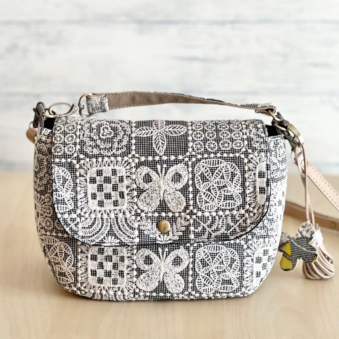 ⭐︎ミナペルホネン コロンとしたショルダーバッグMB602-131