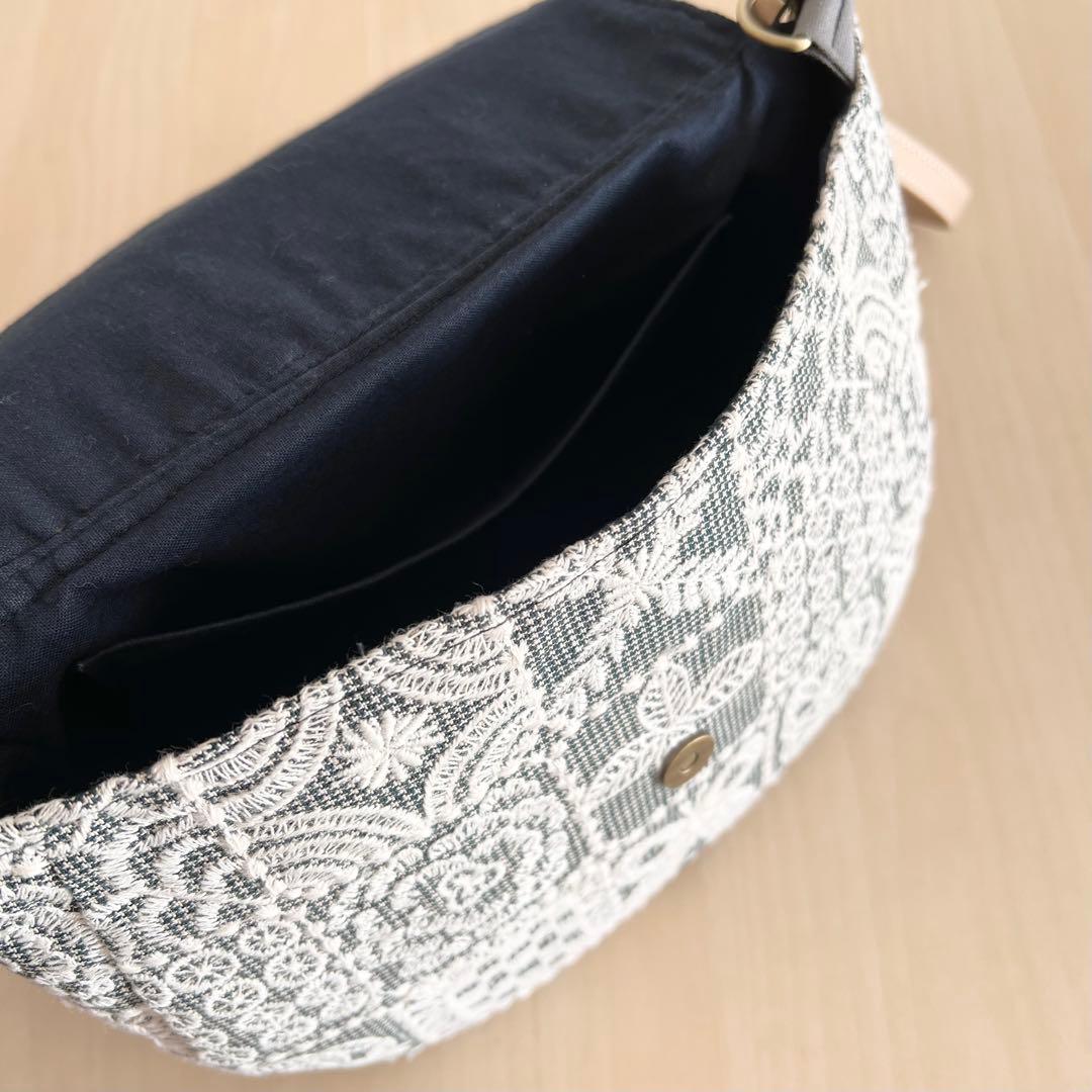 ⭐︎ミナペルホネン コロンとしたショルダーバッグMB602-131