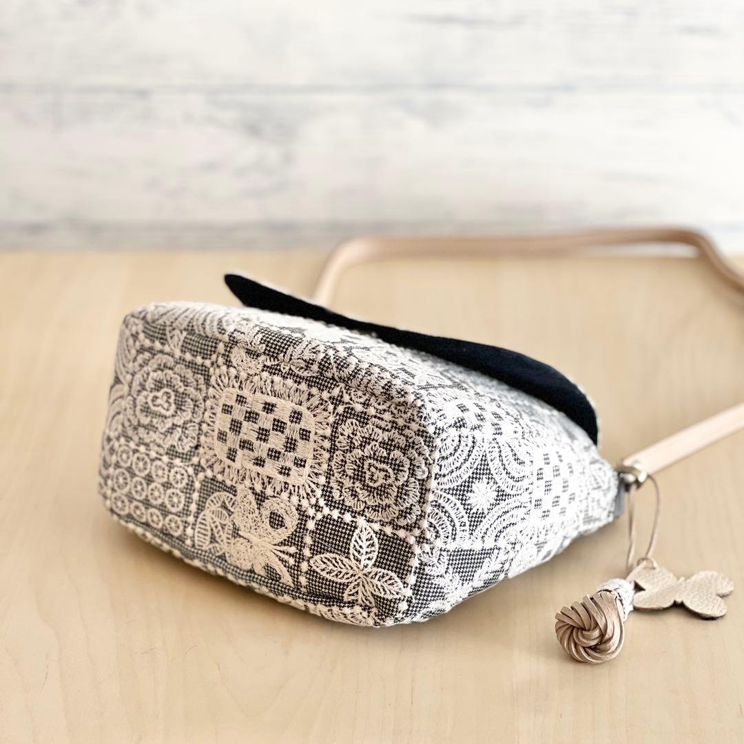 ⭐︎ミナペルホネン コロンとしたショルダーバッグMB602-131