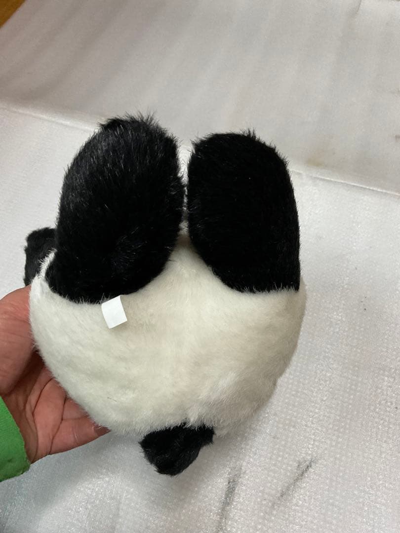 パンダのぬいぐるみ「ニイハオパンダ」中国製【新品未使用品ですがお尻の左側汚れ有】
