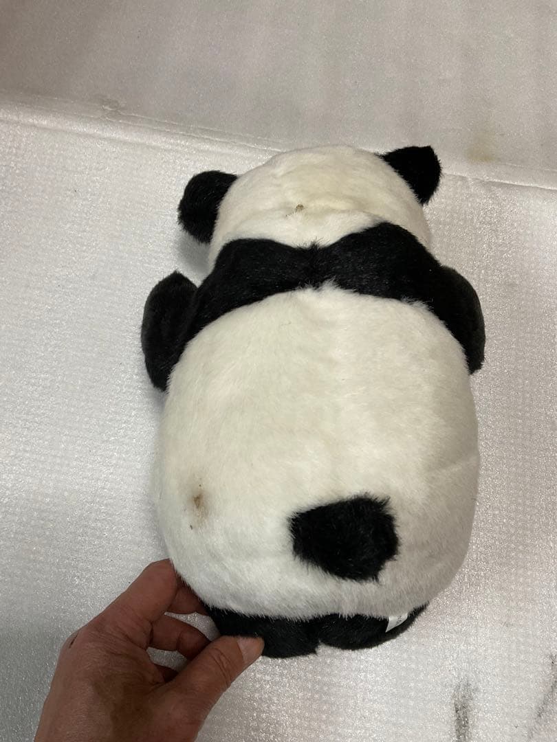 パンダのぬいぐるみ「ニイハオパンダ」中国製【新品未使用品ですがお尻の左側汚れ有】