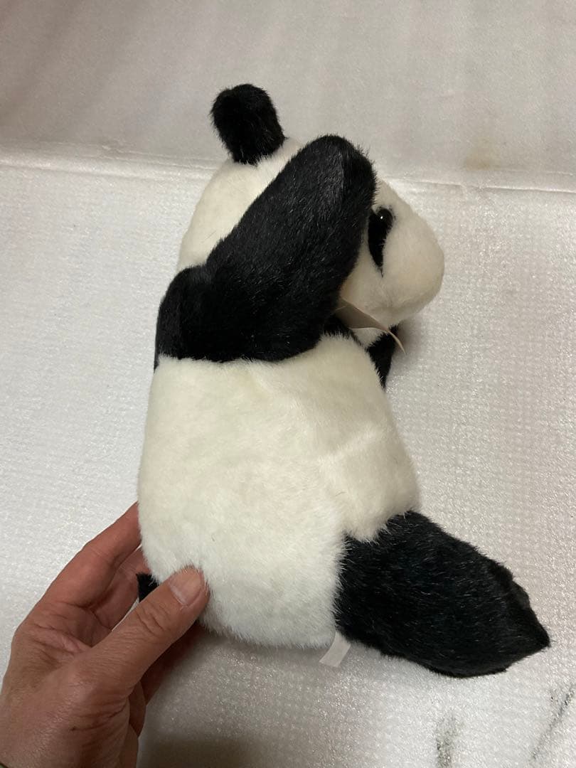 パンダのぬいぐるみ「ニイハオパンダ」中国製【新品未使用品ですがお尻の左側汚れ有】