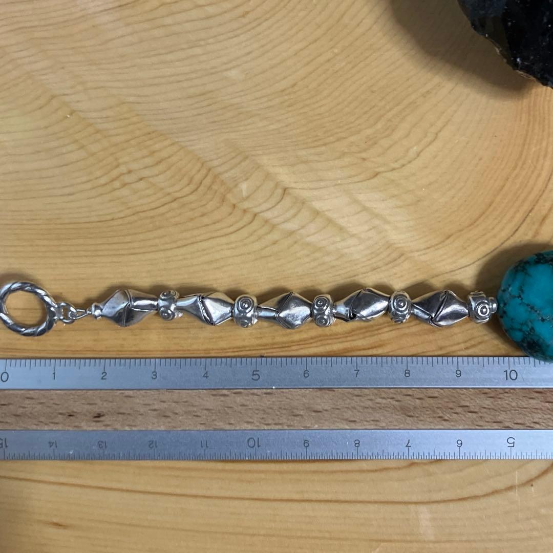 チベット・ターコイズ とカレンシルバーのシルバーブレスレット