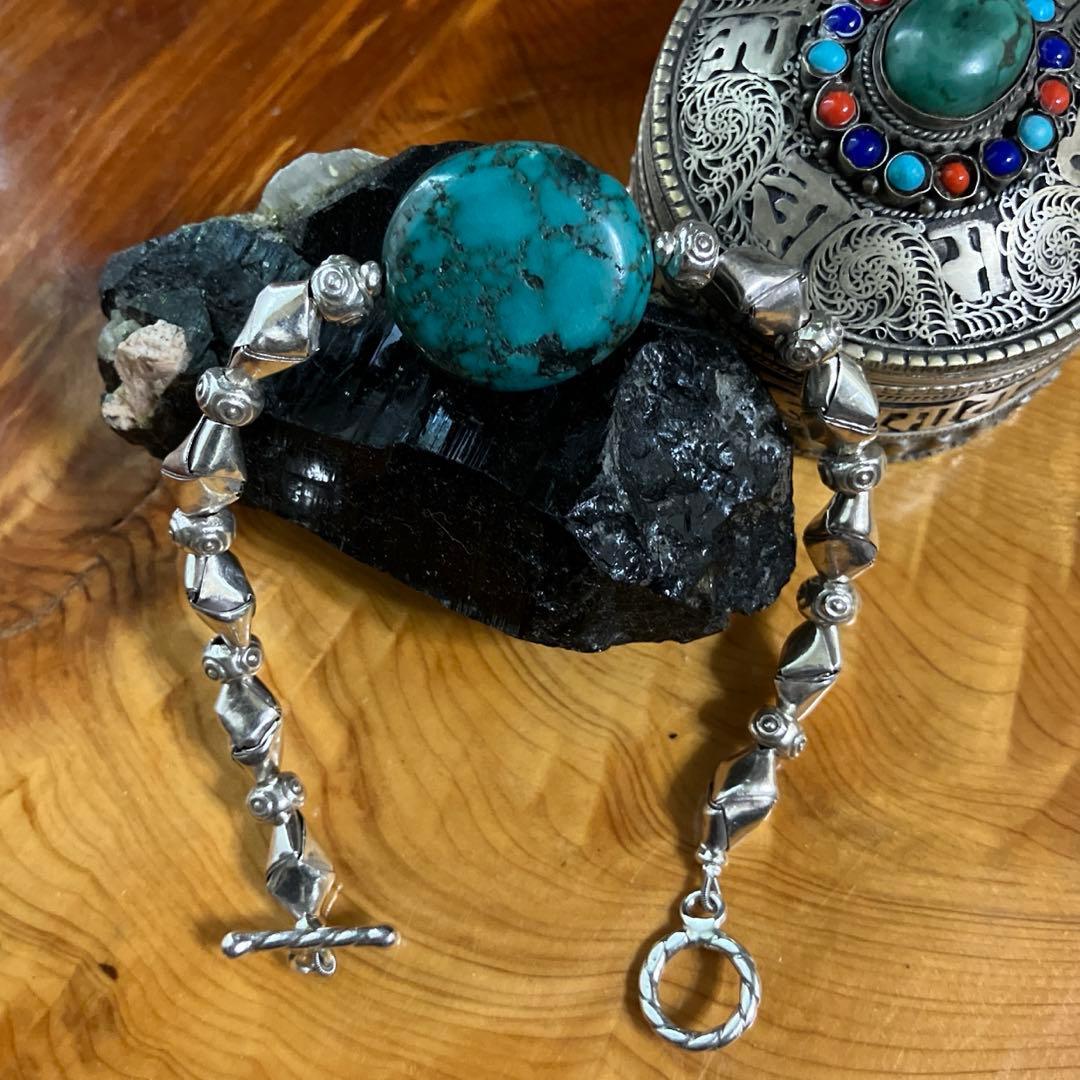 チベット・ターコイズ とカレンシルバーのシルバーブレスレット