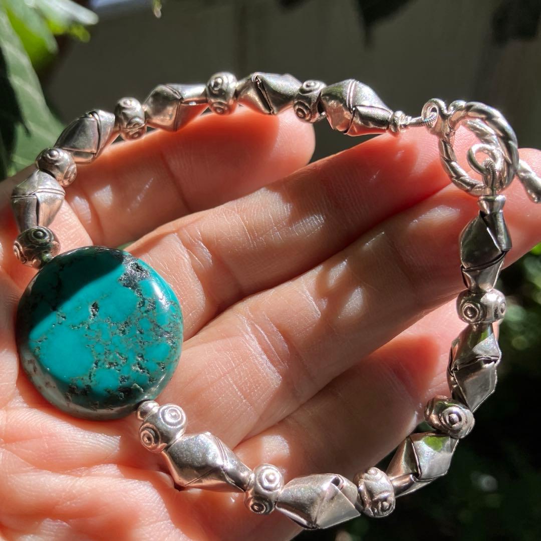 チベット・ターコイズ とカレンシルバーのシルバーブレスレット