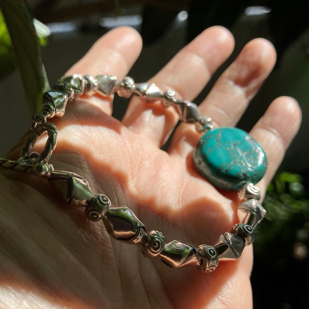チベット・ターコイズ とカレンシルバーのシルバーブレスレット