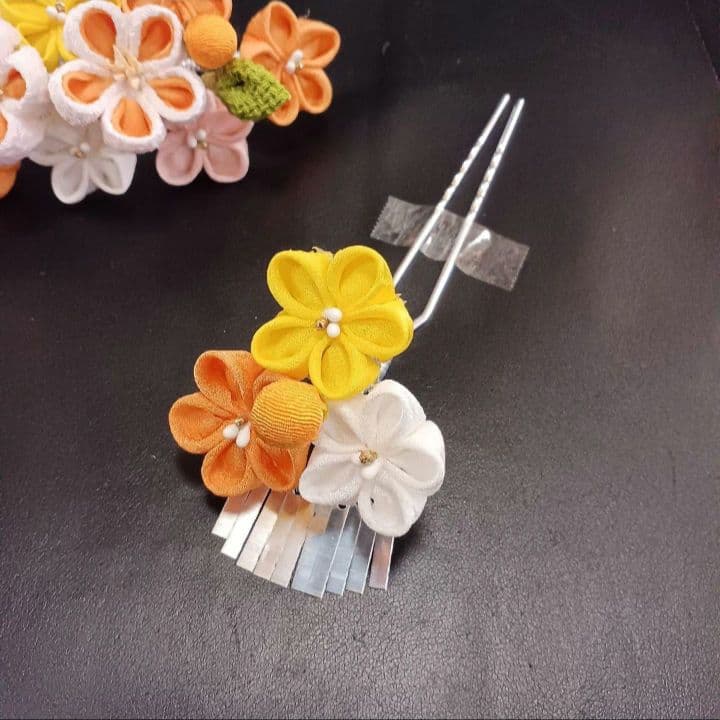 【新品】七五三　髪飾り　勝山かんざし２本　日本髪　つまみ細工 簪　ハレの日