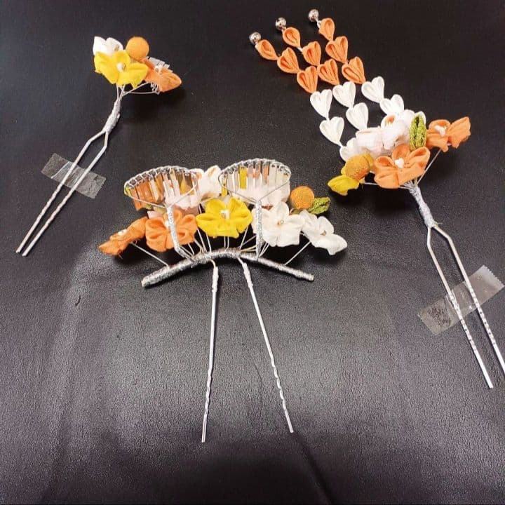 【新品】七五三　髪飾り　勝山かんざし２本　日本髪　つまみ細工 簪　ハレの日