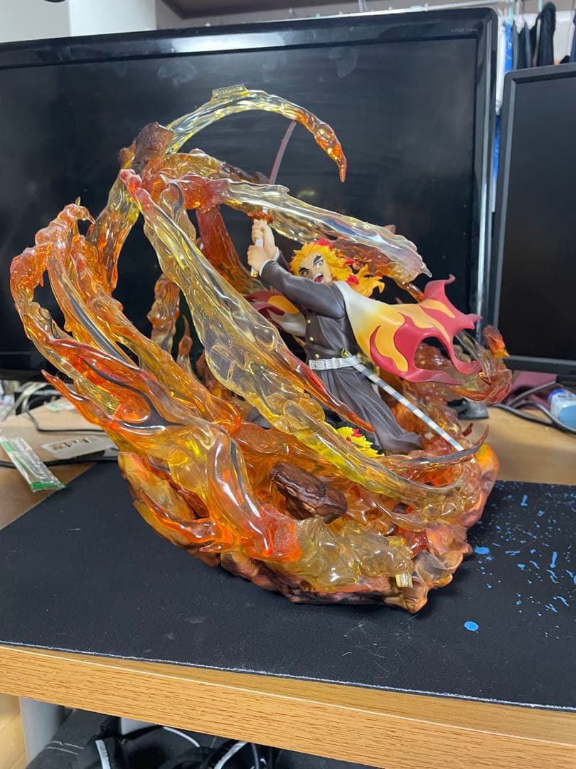 煉獄杏寿郎 炎柱 フィギュア 約25cm