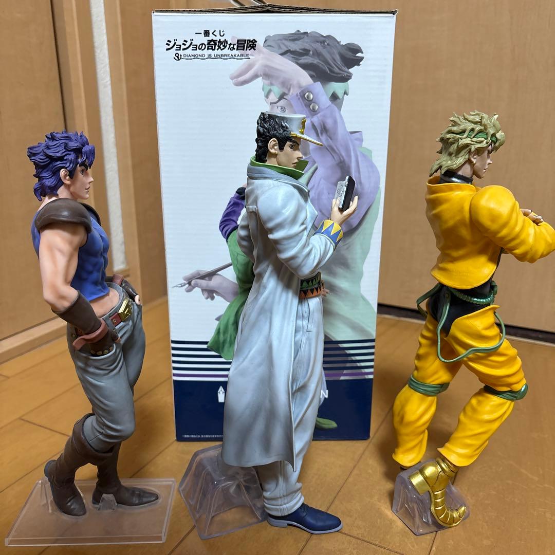 ジョジョの奇妙な冒険 フィギュア 4体セット
