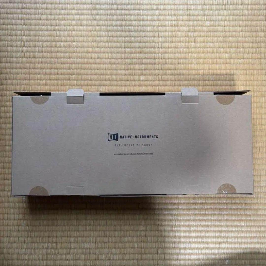 DTM・DAW NI KOMPLETE 14 STANDARD + KONTROL M32