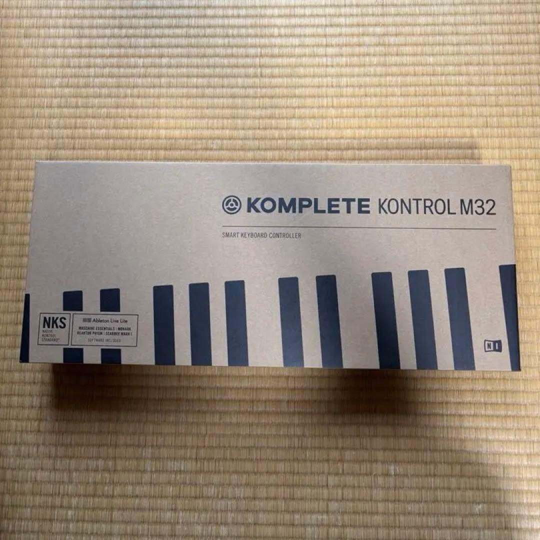 DTM・DAW NI KOMPLETE 14 STANDARD + KONTROL M32