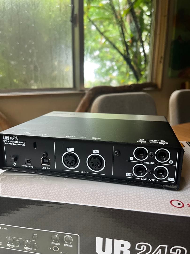 Steinberg UR242 オーディオインターフェイス 付属品全てあり